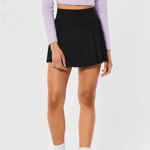 NWOT Gilly Hicks Active Energize Flutter Skortie